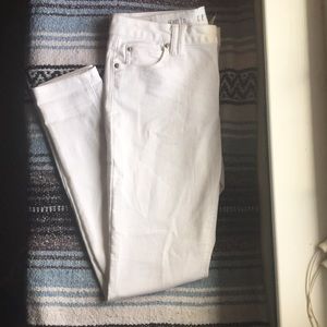 Women’s White Skinny Jeans